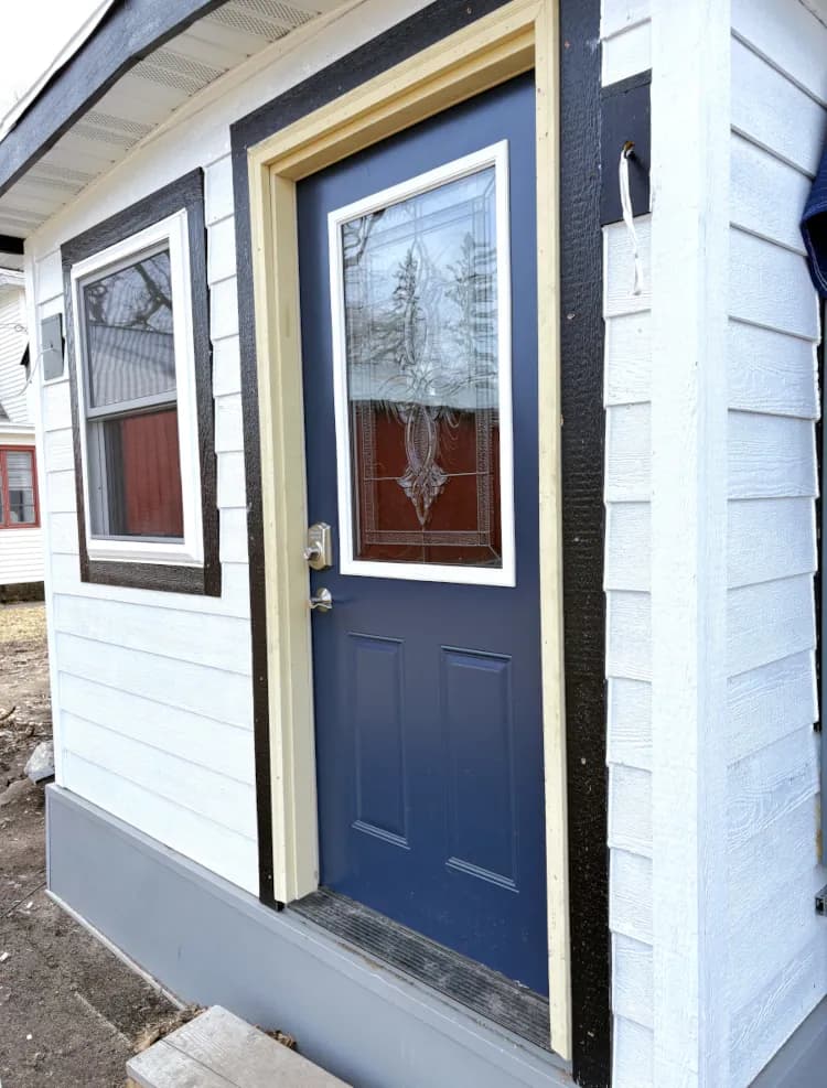 Entry door installers in Eau Claire and Western WI